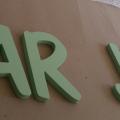 Lettre en bois bar a jus