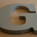 Lettre en relief g
