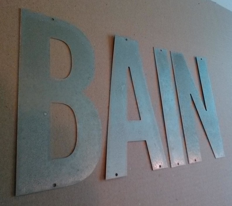 Lettre en zinc BAIN