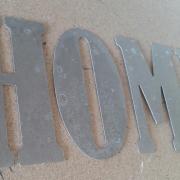 Lettre en zinc HOME