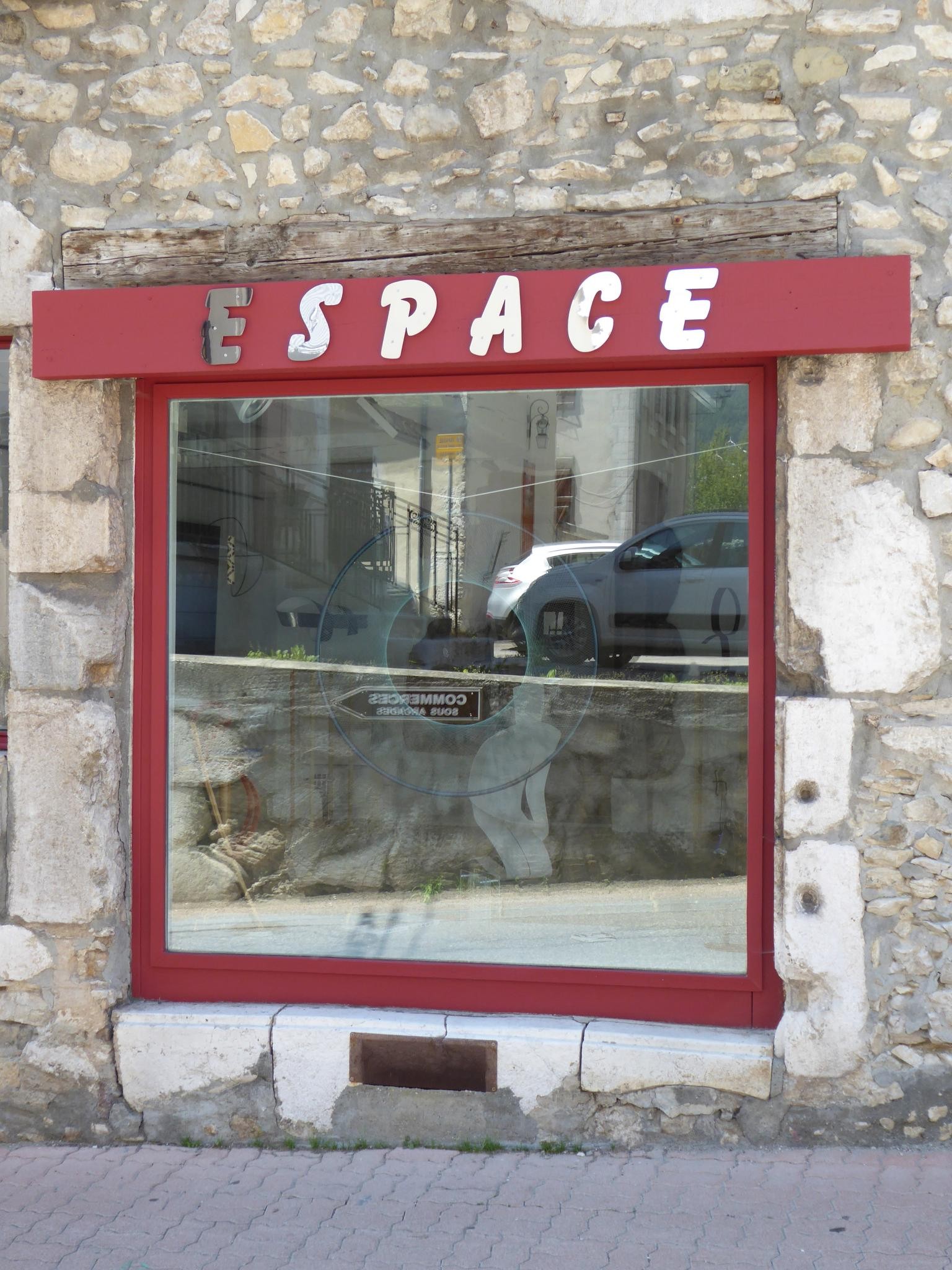 Lettre miroir espace 3