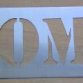 Pochoir lettre en métal zinc HOME