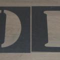 Pochoir lettre en métal zinc LOFT
