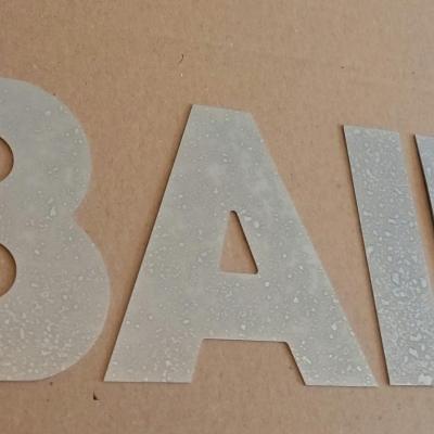 Lettre decorative zinc bain 1