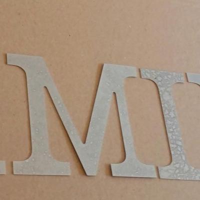 Lettre decorative zinc famille