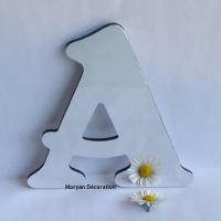 Lettre miroir decorative murale belshaw