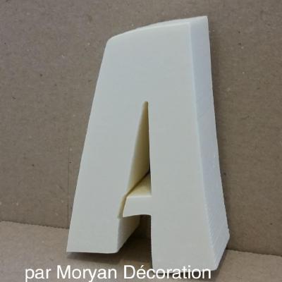 Lettre polystyrene decorative murale zoinks