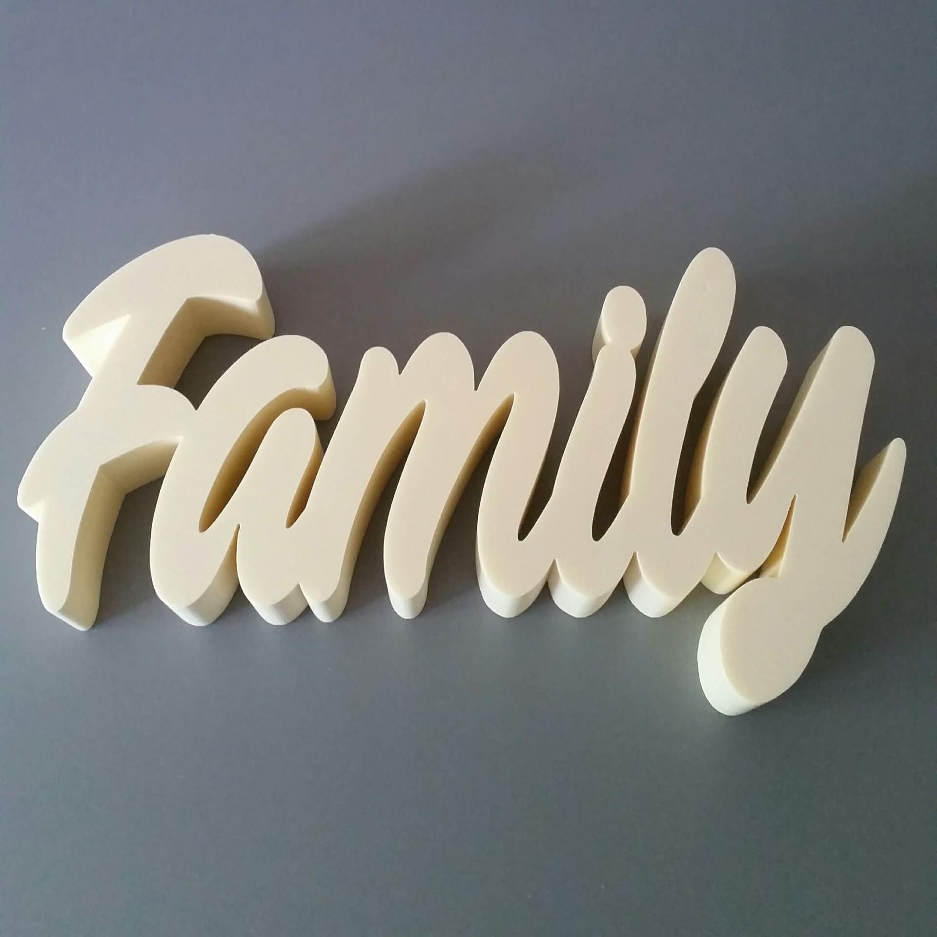 Lettres en polystyrene family